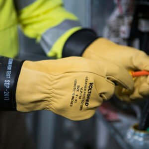 High-voltage electrical gloves